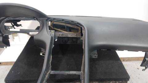Foto 3ª: Salpicadero Peugeot 5008 1.6 HDI 110CV 80KW [9HZ] (2010)