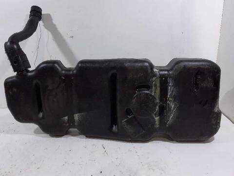 Foto 3ª: Deposito de Combustible Mercedes Vito 2.1 CDI CAT 136CV 100KW
