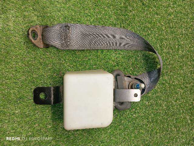 Cinturón Trasero Izquierdo Mitsubishi L200 2.5 D 4P CAJA ABIERTA