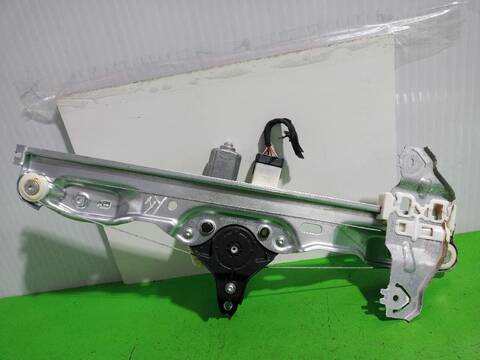 Foto 2ª: Elevalunas Manual Trasero Izquierdo Nissan Qashqai ACENTA 116CV [HRA2DDT] (2013)