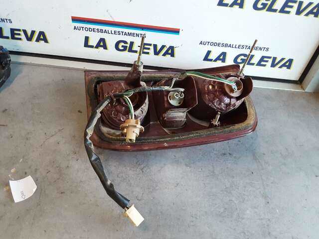 Foto 2ª: Piloto Trasero Izquierdo Toyota Rav4 2.0 D4D [1CD-FTV] (2005)