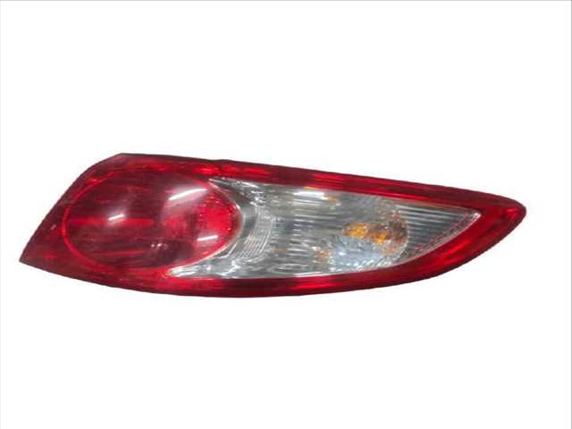 Foto 2ª: Piloto Trasero Derecho Hyundai Santa Fe 2.2 CRDI GLS 4X4 150CV (2005)