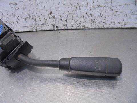 Foto 4ª: Mando Multifuncion Mercedes Clase C 160 280 202.028) BERLINA 193CV 142KW [104941] (1996)