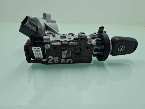 Foto 2ª: Motor de Arranque Opel Astra EXCELLENCE 110CV 81KW (2013)