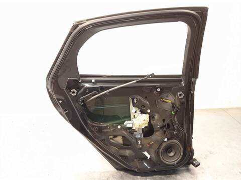 Foto 4ª: Puerta Trasera Izquierda Ford Focus 1.0 ECOBOOST CAT 125CV 92KW [M1DD] (2016)