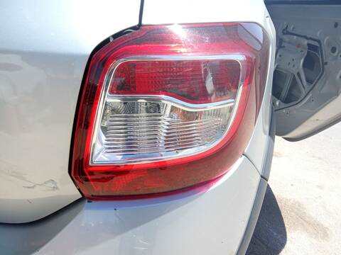 Piloto Trasero Derecho Dacia Sandero TCE 90 B8M1 B8MA) 90CV 66KW