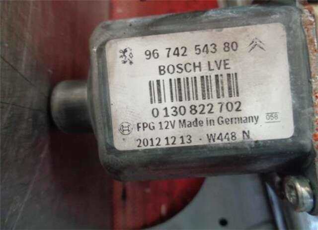 Foto 2ª: Elevalunas Eléctrico Delantero Derecho Peugeot 208 1.2 16V VTI (86CV) [HMZ]