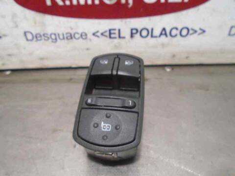 Botonera Elevalunas Opel Corsa COSMO 80CV 59KW