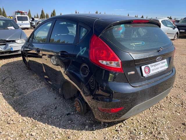 Foto 2ª: Paragolpes Trasero Ford Fiesta 1.4 TDCI 70cv [F6JD] (2010)