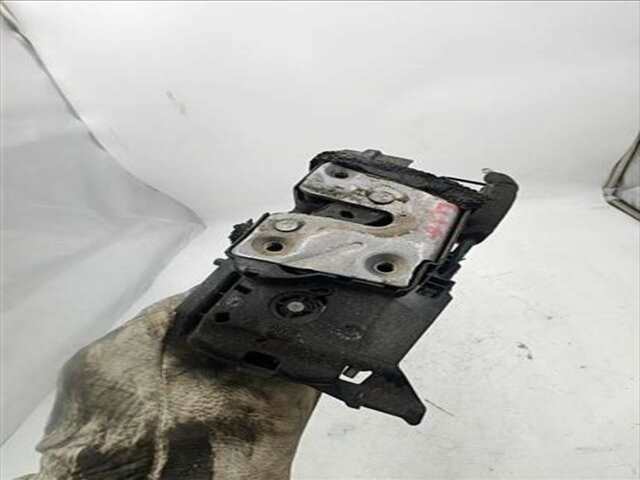 Foto 3ª: Cerradura Puerta Trasera Derecha Renault Clio 0.9 DYNAMIQUE [0.9 LTR. - 66 KW TCE ENERGY]