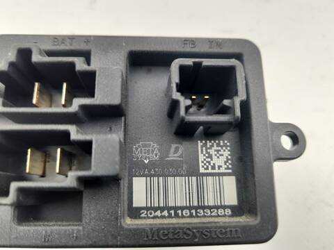 Foto 4ª: Calefacción Peugeot Expert PREMIUM LONG 102CV 75KW FURGON [YH01] (2022)