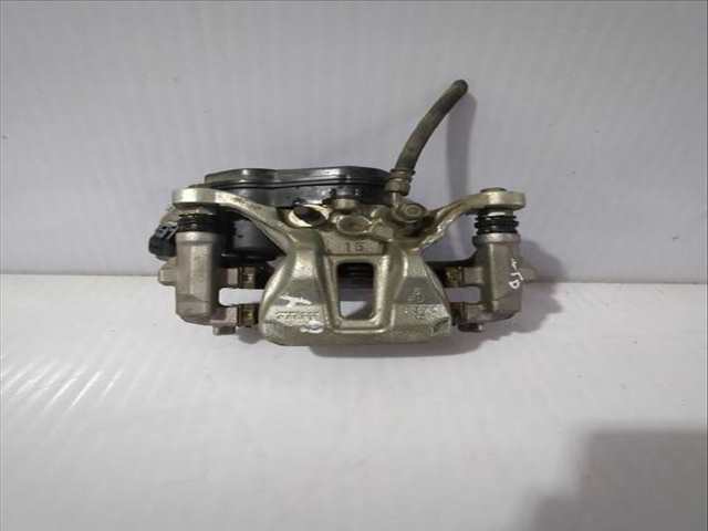 Pinza Freno Trasera Derecho Toyota Yaris 1.5 HYBRID MXPH11) 92CV
