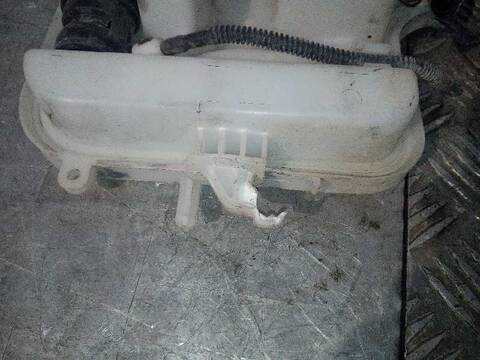 Foto 2ª: Deposito Limpiaparabrisas Bmw Serie 4 418 420D COUPE 184CV 135KW [B47D20A] (2016)