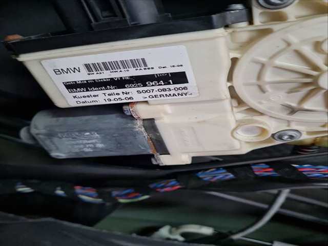 Foto 2ª: Elevalunas Eléctrico Delantero Derecho Bmw X3 2.0D 150CV 110KW [204D4] (2006)