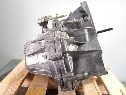 Foto 2ª: Caja Cambios Renault Captur 1.2 TCE J5AU) 132CV 97KW (2018)