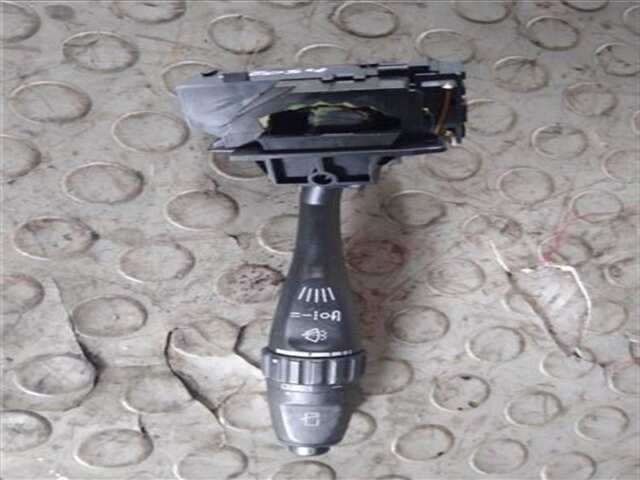 Mando Multifuncion Mitsubishi Carisma 1.9 1900 DI-D COMFORT [1.9 LTR. - 75 KW DI-D CAT]