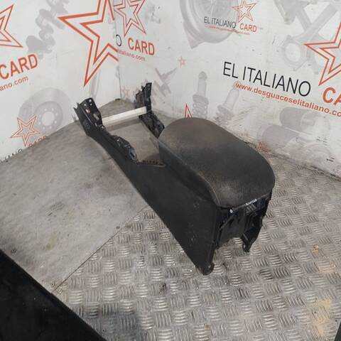 Foto 2ª: Consola Central Toyota Rav4 EXECUTIVE 150CV 110KW [2AD] (2011)