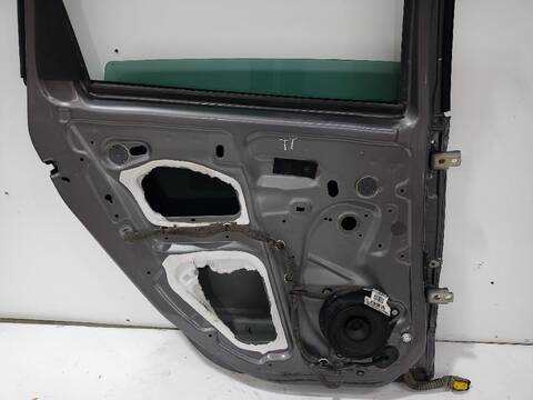 Foto 3ª: Puerta Trasera Izquierda Renault Scenic BOSE EDITION 110CV [K9K836] (2009)