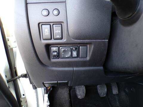 Mando Retrovisor Nissan Micra HR12