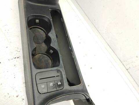 Foto 3ª: Consola Central Ford Puma HYBRID ST-LINE 125CV 92KW [B7JB] (2020)