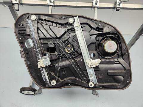 Elevalunas Eléctrico Delantero Derecho Hyundai i40 STYLE 141CV 104KW
