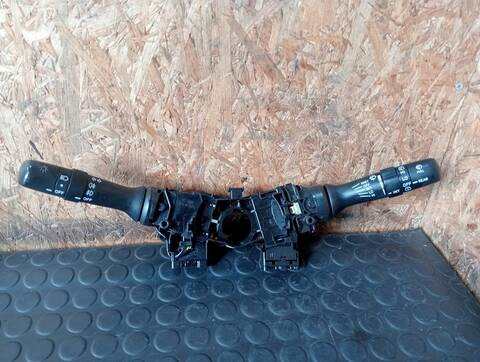 Mando Multifuncion Toyota Auris LUNA 1 TD CAT 90CV