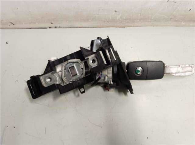 Foto 2ª: Motor de Arranque Skoda Superb 2.0 AMBITION [2.0 LTR. - 103 KW TDI DPF] [CFFB]
