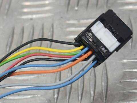 Foto 3ª: Retrovisor Derecho Renault Captur EVOLUTION 90CV 66KW [H4D480] (2023)