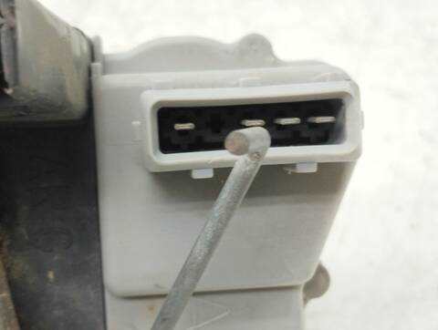 Foto 4ª: Cerradura Puerta Trasera Izquierda Peugeot 406 SRDT BERLINA 109CV 80KW [RHZ] (2000)