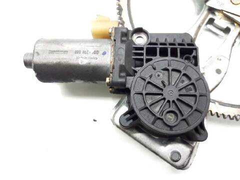 Foto 3ª: Elevalunas Eléctrico Delantero Derecho Mercedes Clase ML 270 2.7 CDI 20V CAT W163) [612963] (2001)