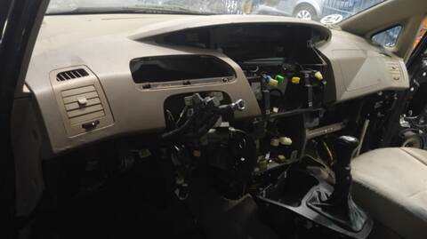 Foto 3ª: Salpicadero Ssangyong Rodius XDI PREMIUM 163CV 120KW [D27DT] (2010)