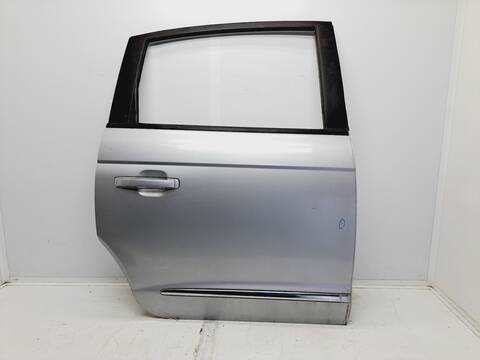 Puerta Trasera Derecha Ssangyong Rodius XDI 163CV 120KW