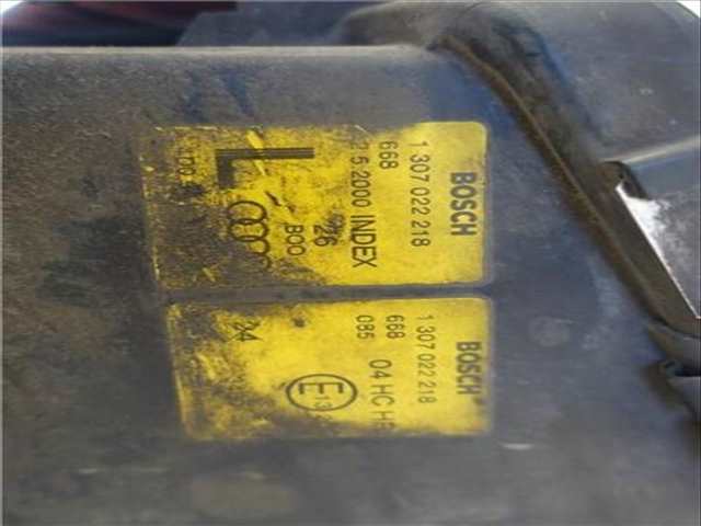Foto 3ª: Faro Izquierdo Audi A8 2.5 TDI 150CV 110KW [AFB] (2000)