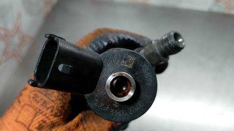 Foto 4ª: Inyectores Hyundai Sonata 2.0 CRDI STYLE 140CV 103KW [D4EA] (2007)