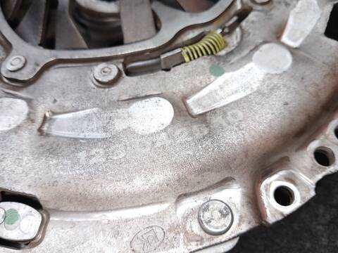 Foto 2ª: kit Embrague Volkswagen Golf 1.6 TDI 105CV 77KW [CAY] (2009)
