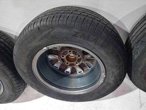 Foto 3ª: Juego LLantas Chrysler Voyager 2.5 TD FAMILY 116CV [425CLIRSX] (1995)