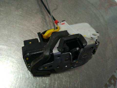 Foto 4ª: Cerradura Puerta Delantera Izquierda Opel Astra SPORT 165CV 121KW [A20DTH] (2012)