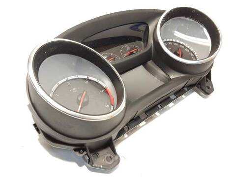Cuadro de Instrumentos Opel Astra DYNAMIC START/STOP 136CV 100KW