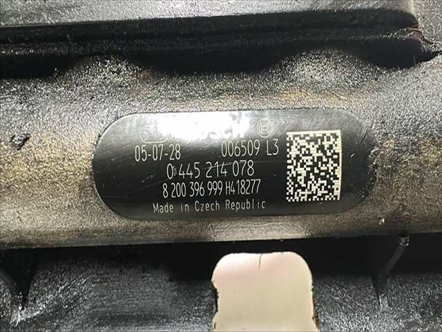 Foto 2ª: Rampa Inyectora Renault Scenic 1.9 DCI (2005)