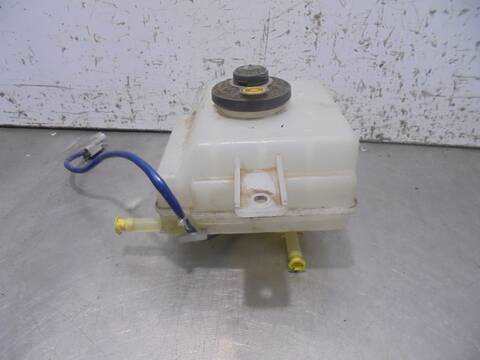 Foto 3ª: Deposito Liquido Frenos Toyota Auris HYBRID ACTIVE 99CV 73KW [2ZR] (2013)