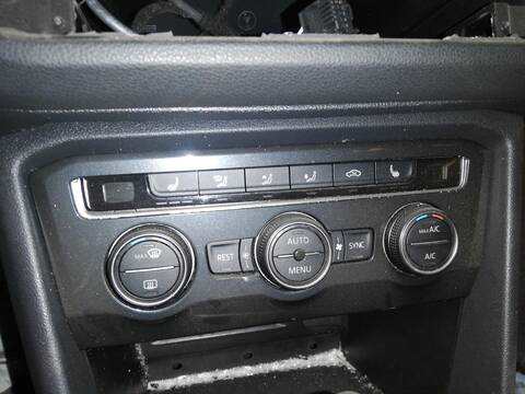 Mando Climatizador Volkswagen Tiguan DADA