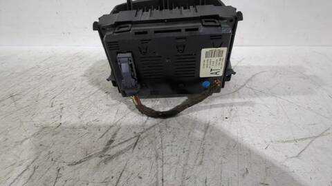 Foto 3ª: Pantalla Multifuncion Opel Zafira 1.9 CDTI M75) 120CV [Z 19 DT] (2005)