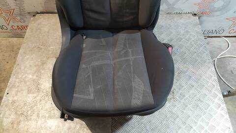 Foto 2ª: Asientos Traseros Renault Scenic 163CV 120KW (2003)