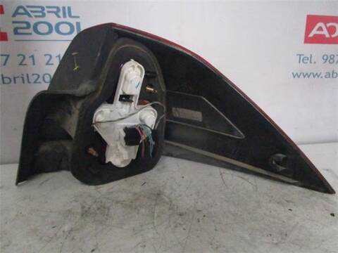 Foto 2ª: Piloto Trasero Izquierdo Renault Megane 1.9 DCI LM0G LM1G LM2C) 120CV 88KW II SEDAN LM0/1_) [D/ F9Q B8] (2003)