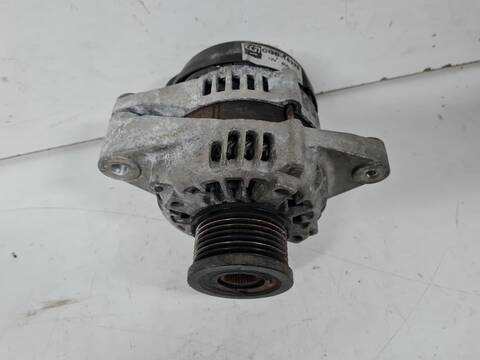 Foto 4ª: Alternador Toyota Land Cruiser 3.0 TD 163CV 120KW [1KDFTV] (2003)