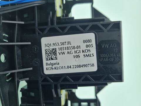 Foto 3ª: Mando Multifuncion Volkswagen Golf LIFE 115CV 85KW [DTR] (2022)