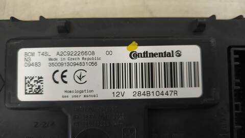 Foto 4ª: Caja Reles Fusibles Dacia Sandero STEPWAY ESSENTIAL 101CV 74KW [H4DD4] (2020)