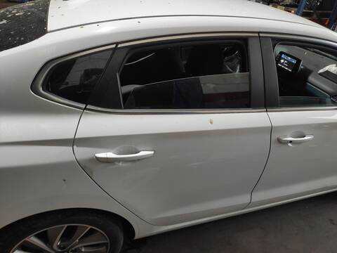 Puerta Trasera Derecha Hyundai i30 G4LK