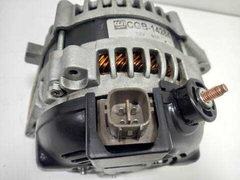 Foto 2ª: Alternador Toyota Avensis 1CDFTV (2005)
