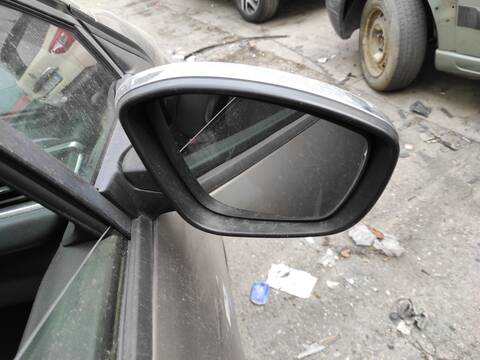 Retrovisor Derecho Peugeot 208 HM01